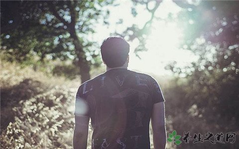 衡阳男孩锤杀父母 如何处理好家庭关系